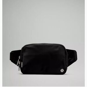 Lululemon Everywhere Belt Bag 2L Long Strap Black